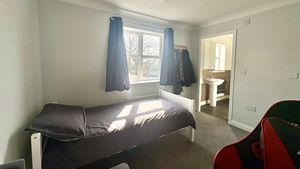 Photo 8- click for photo gallery